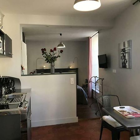 Escapade Apartment โบน ภายนอก รูปภาพ